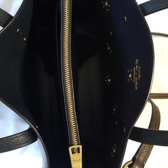 COACH CHARLIE CARRYALL 28 SCATTERED RIVETS FLORAL LEATHER MOSS BRASS - Picture 9 of 12